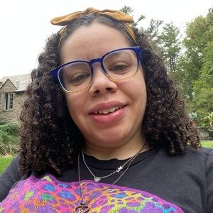 Meet your Posher, Vanequa
